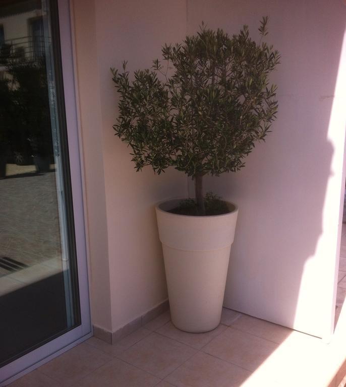 Estia Luxury Maisonette Paphos Room photo