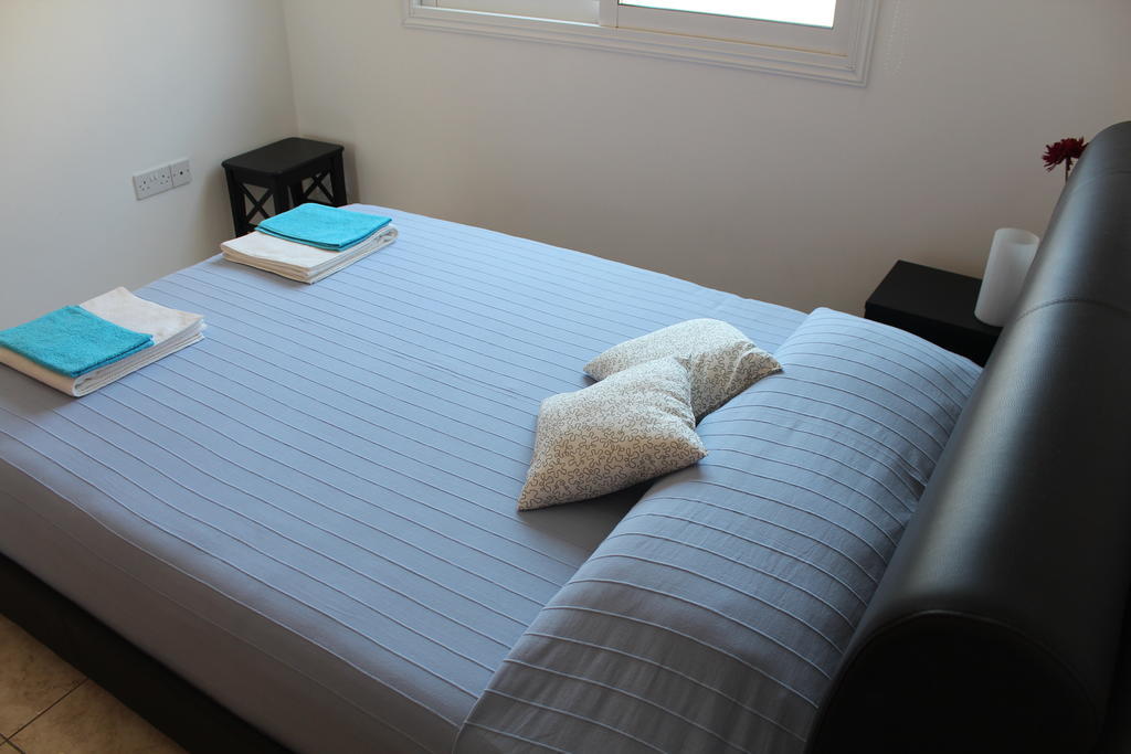 Estia Luxury Maisonette Paphos Room photo